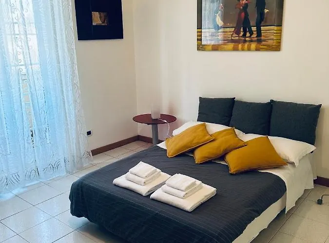 Apartment Flat 03 - New Opening Rom